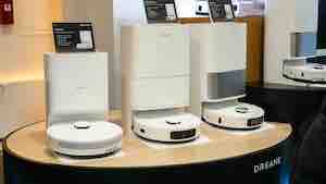 Dreame Just Unveiled Affordable Robot Vacuums That Can Climb Over the Threshold Between Rooms. I Saw Them First - CNET
