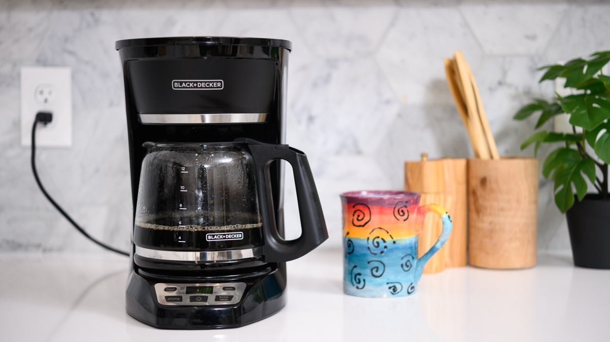 Black+Decker 12-Cup Programmable Review | Tested