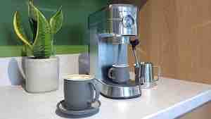 The Casabrews 5418 Pro is a tiny, budget-friendly espresso machine that punches well above its weight | TechRadar