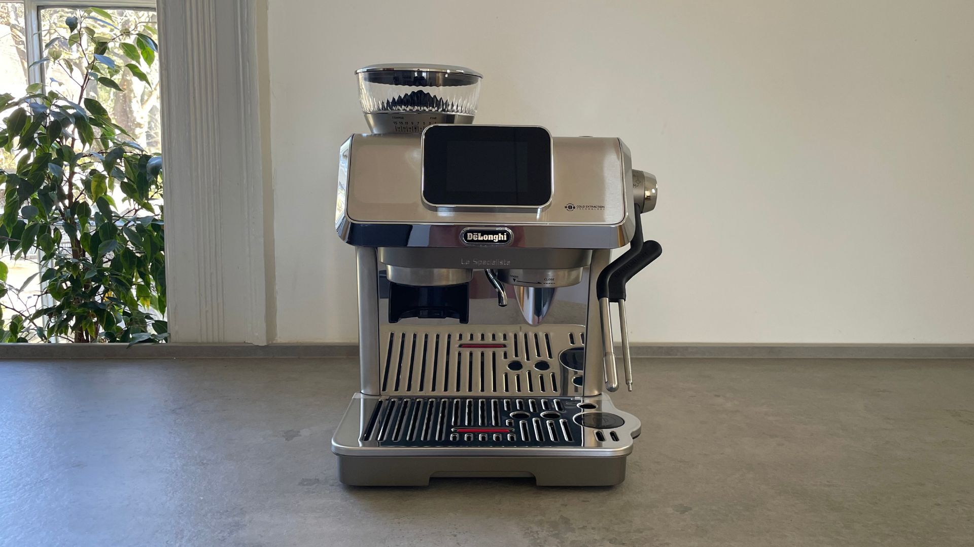 De'Longhi La Specialista Touch review: premium and petite | Woman & Home