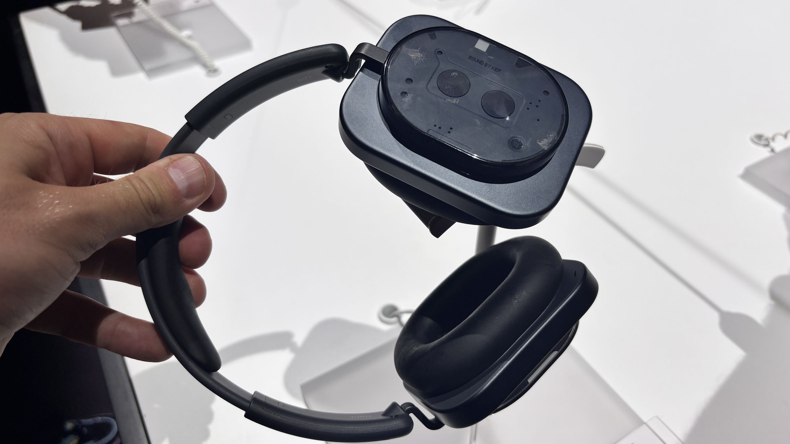 Hands on: Nothing Headphone (1) review