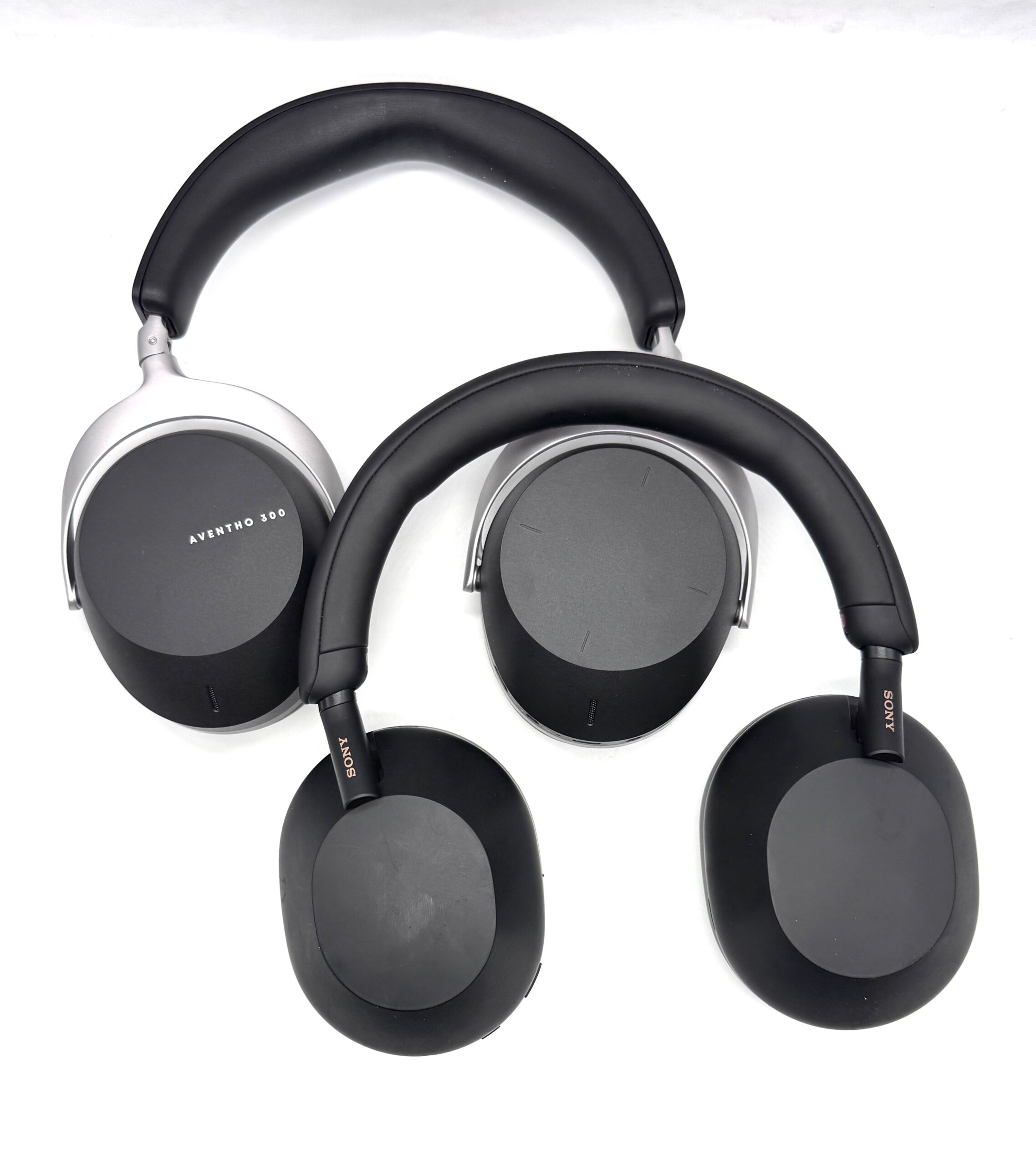 Beyerdynamic AVENTHO 300 vs Sony WH1000-XM5 Comparison Review