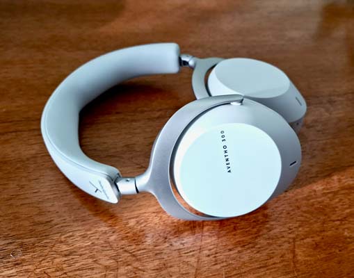 Beyerdynamic Aventho 300 Review - Immersive Sound on-the-go