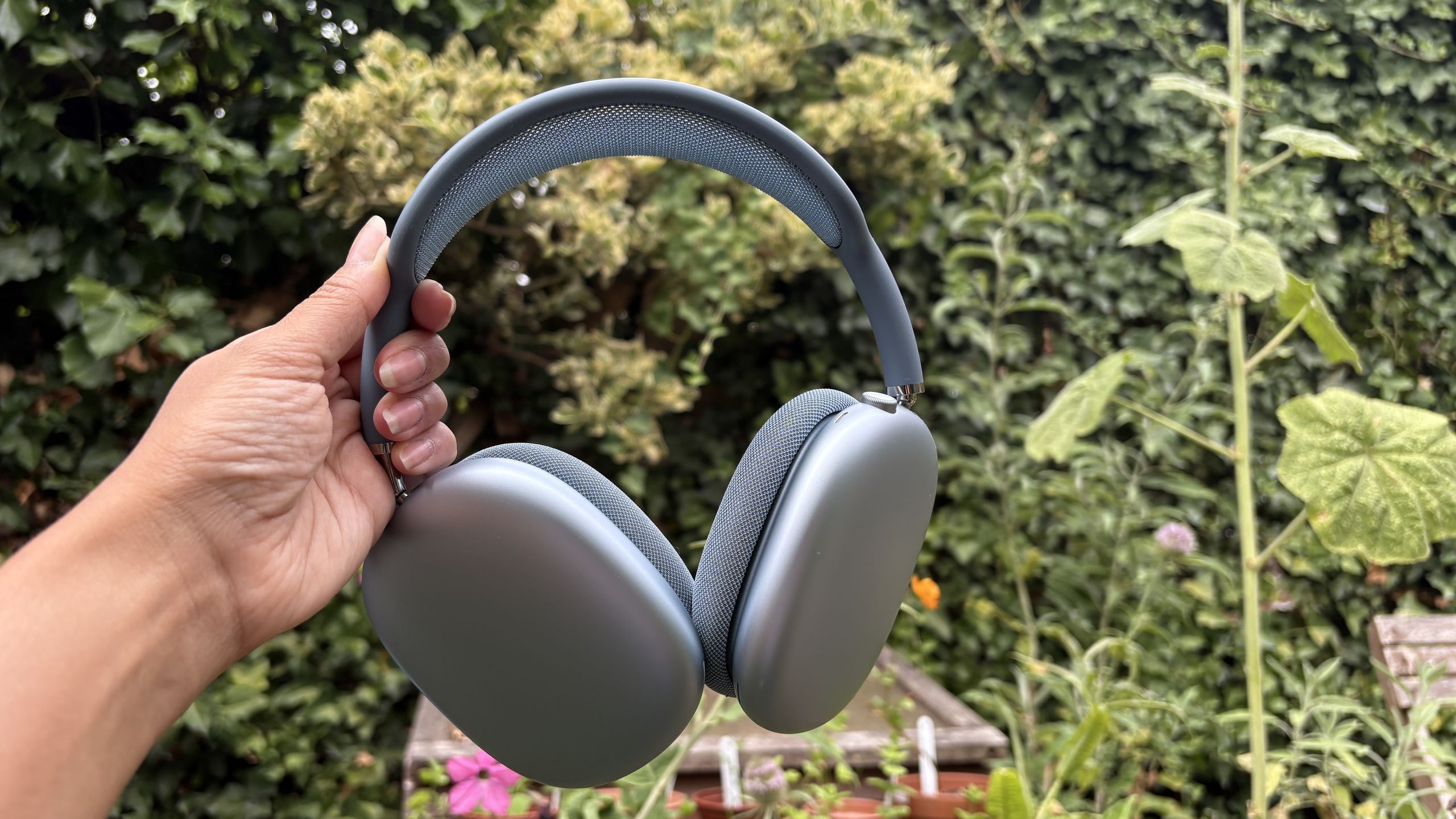 Apple AirPods Max review: the best wireless headphones for Apple users | What Hi-Fi?