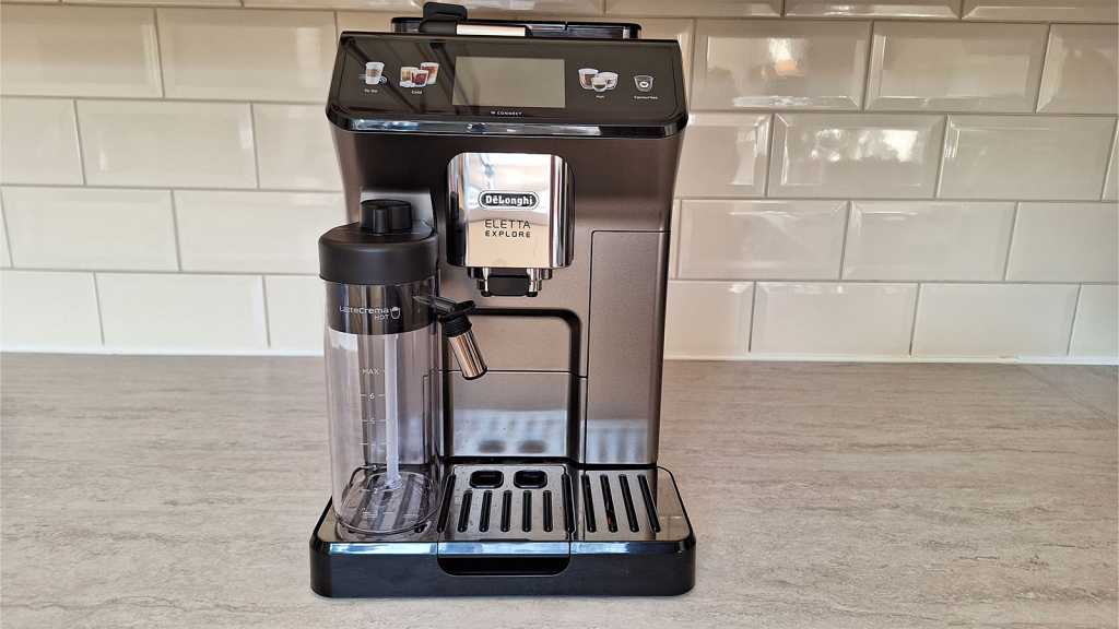 De'Longhi Eletta Explore Bean to Cup Review: A Pleasure to Use - Tech Advisor