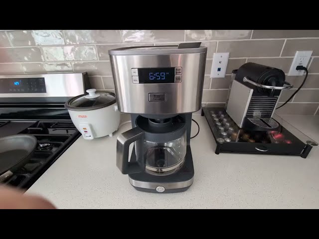 GE Classic Drip 12 Cup Coffee Maker Review - YouTube