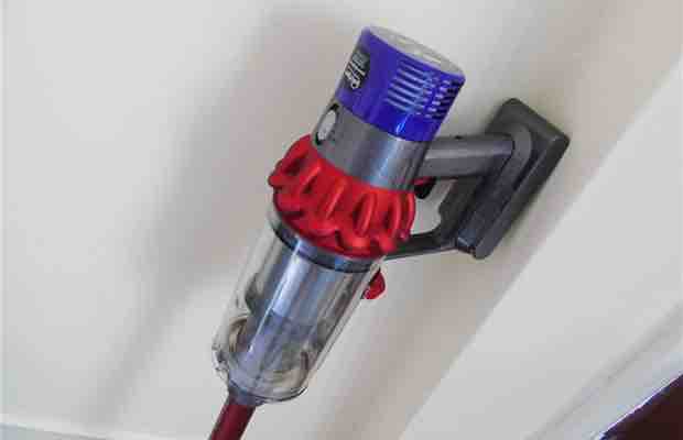 Review: Dyson V10 Total Clean vacuum cleaner | Product Reviews