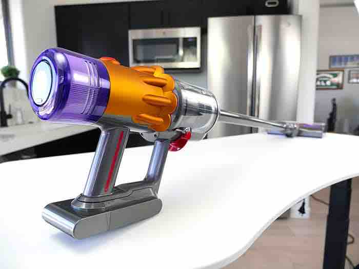 Dyson V12 Detect Slim Review