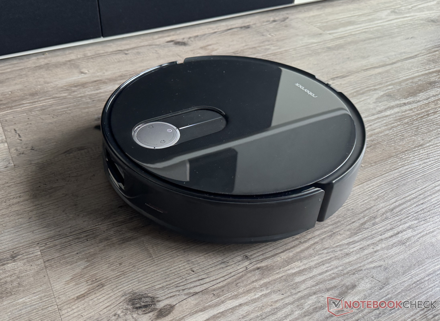 Roborock Qrevo Slim review: How good is the ultra-slim robot vacuum without a laser tower?