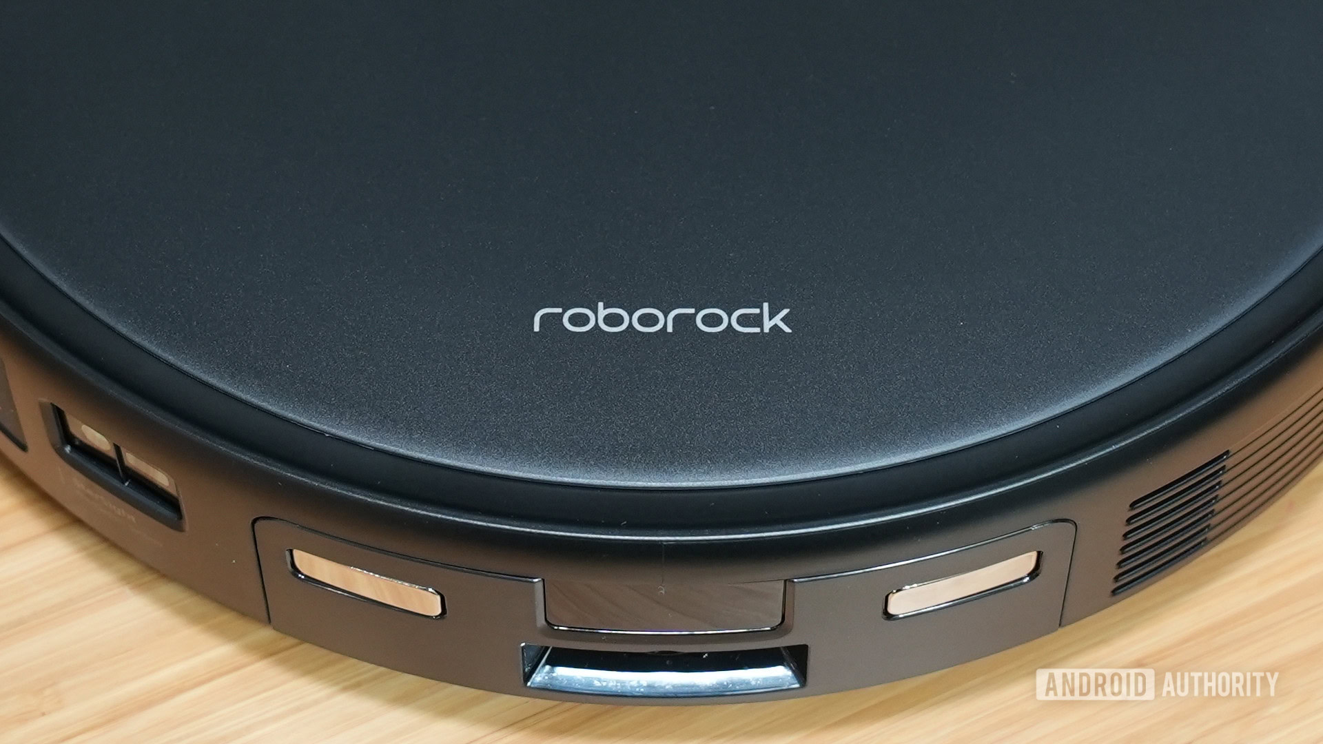Roborock Saros 10R review: The new king of furniture navigation in my house