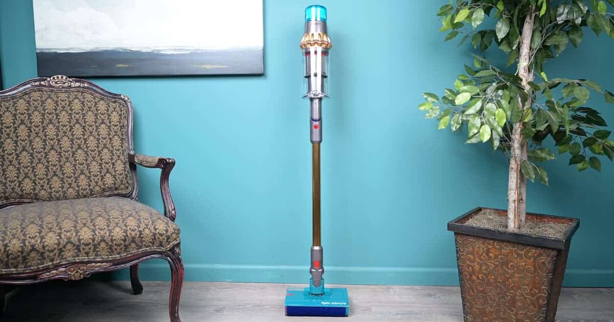 Dyson V15s Detect Submarine Review: A Mop and Vacuum in One