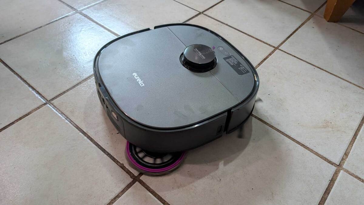 Review: The Eureka J15 Pro Ultra Is a Cheaper Flagship Robovac That Mostly Hits the Right Notes
