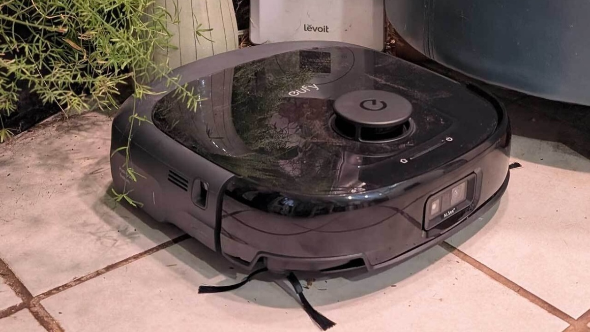 Eufy Omni E25 Robot Vacuum and Mop Review: Too Prone to Errors