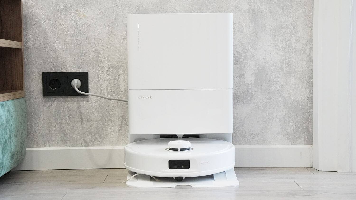 Roborock Qrevo MaxV Review & Test: One of the BEST in 2024