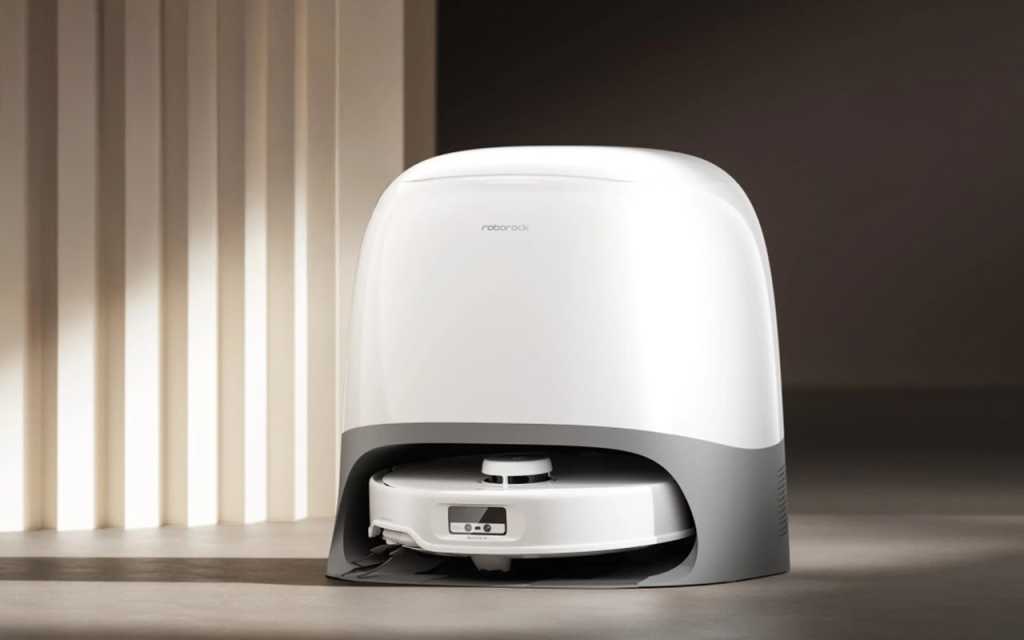 Roborock Qrevo Curv robot vac review: Handles steps but not cables