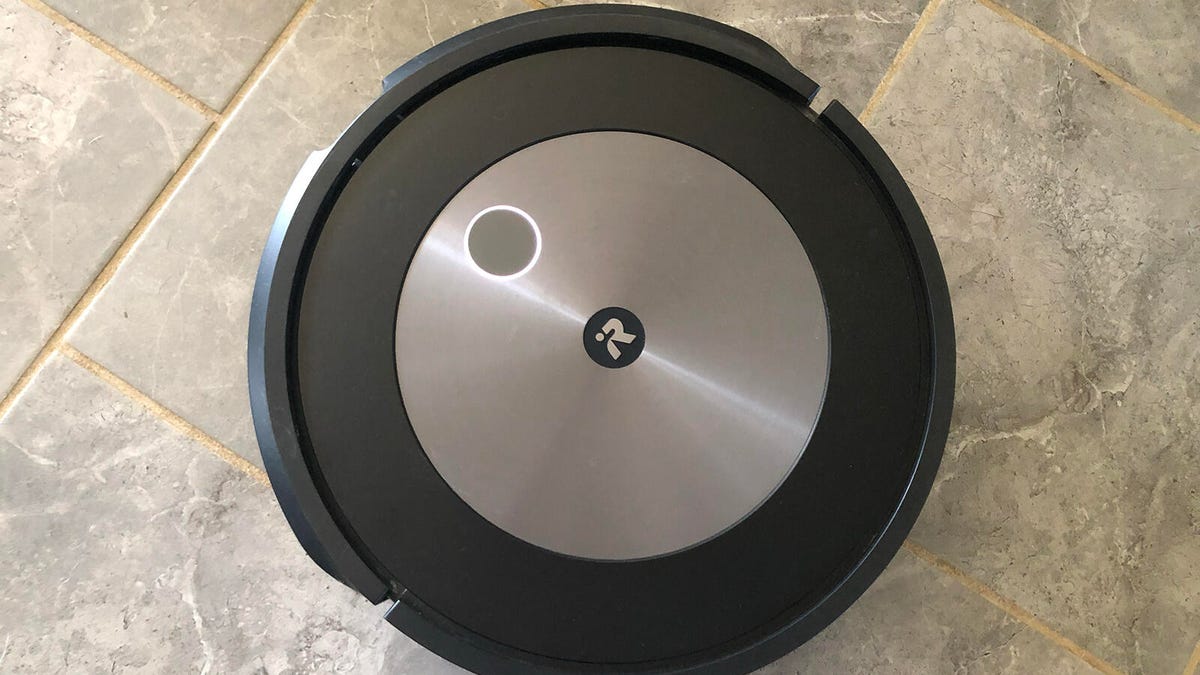 Roomba j7+ review: A life-changing robot vacuum | ZDNET