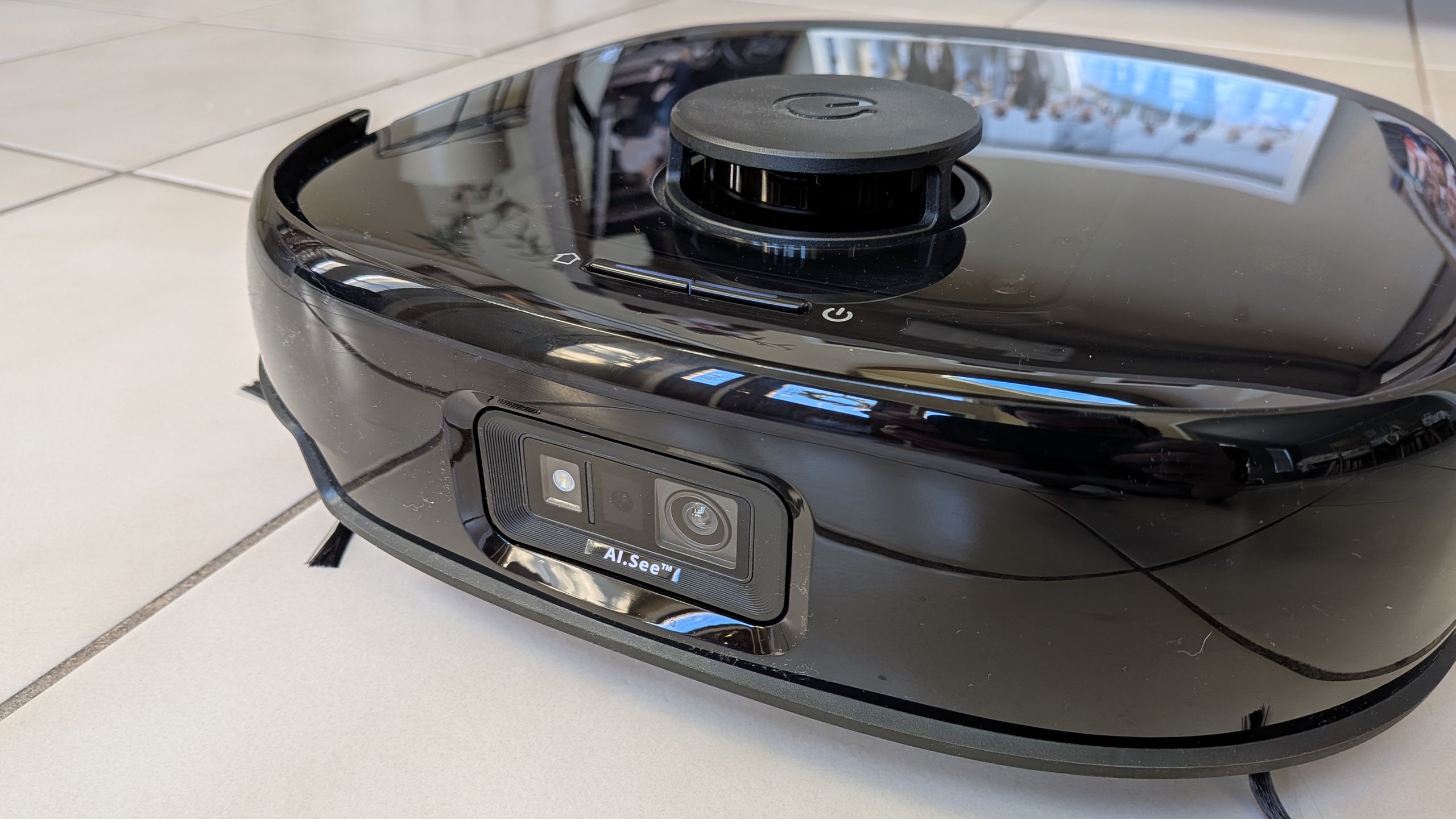 Eufy E25 Omni: a hybrid robot vacuum and mop that manages both tasks well