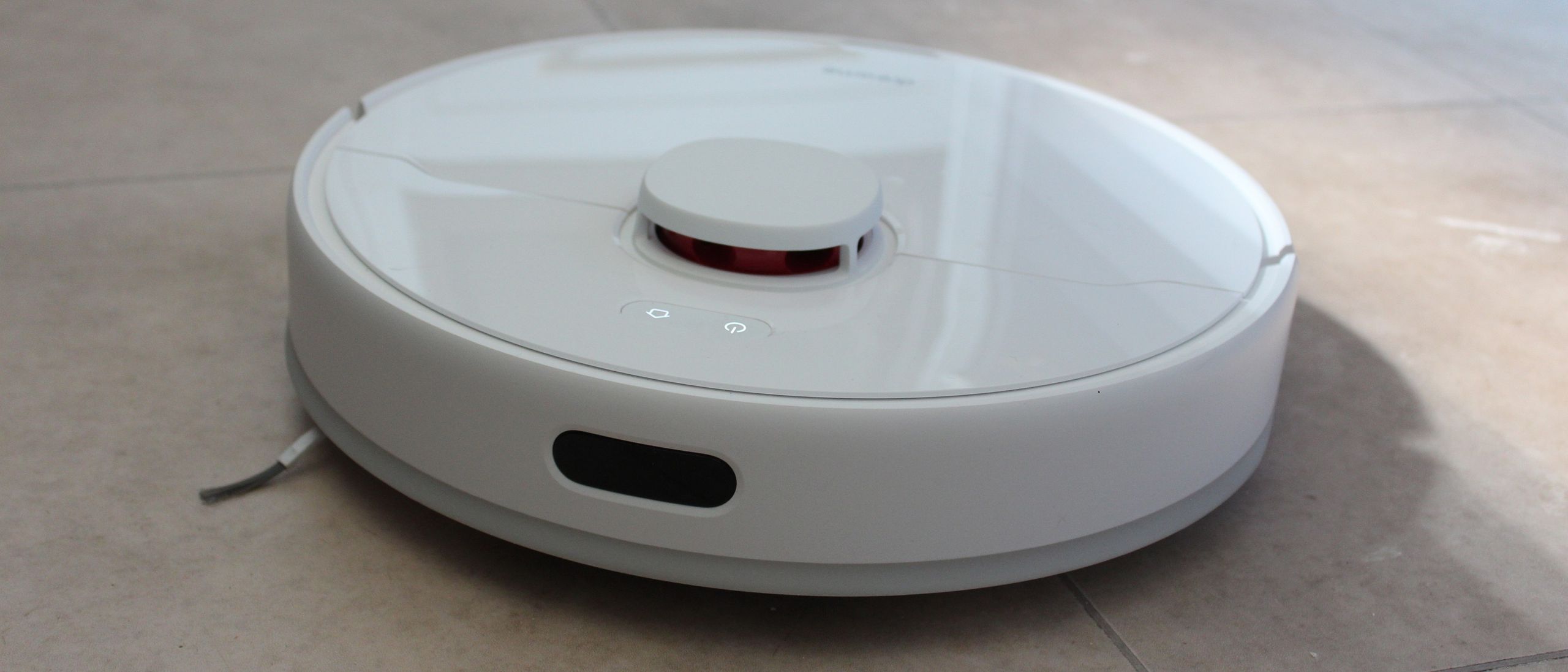 Dreametech D10 Plus Robot Vacuum and Mop review