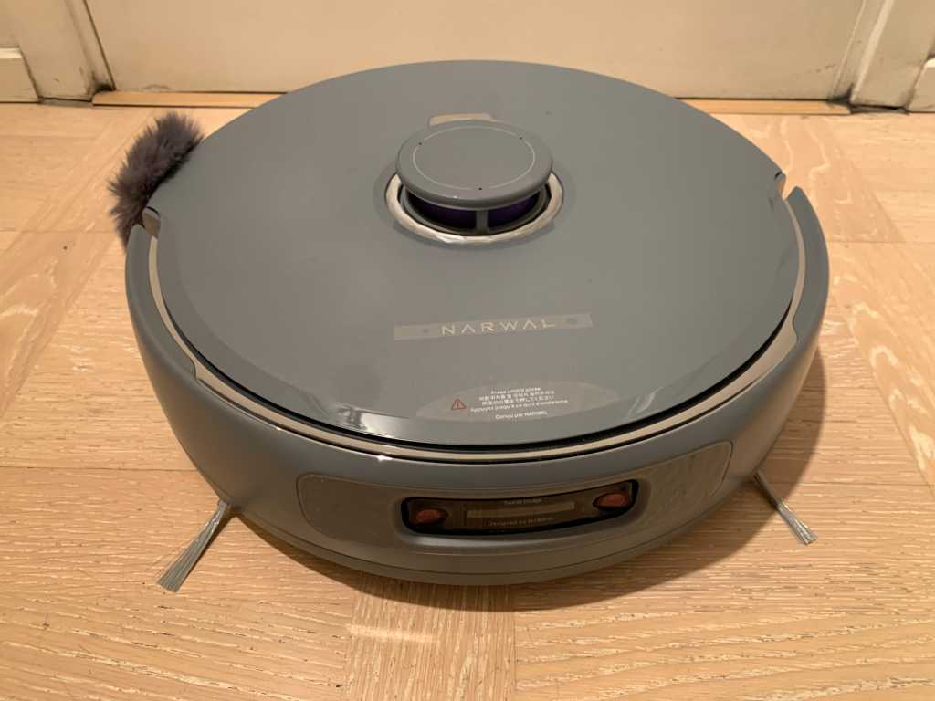 Narwal Freo Z Ultra robot vacuum review: Shiny floors but a few flaws
