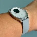 Hate smartwatches? You might love this $250 hybrid watch