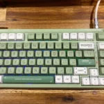 EPOMAKER RT100 mechanical keyboard review - kinda retro and kinda futuristic - The Gadgeteer